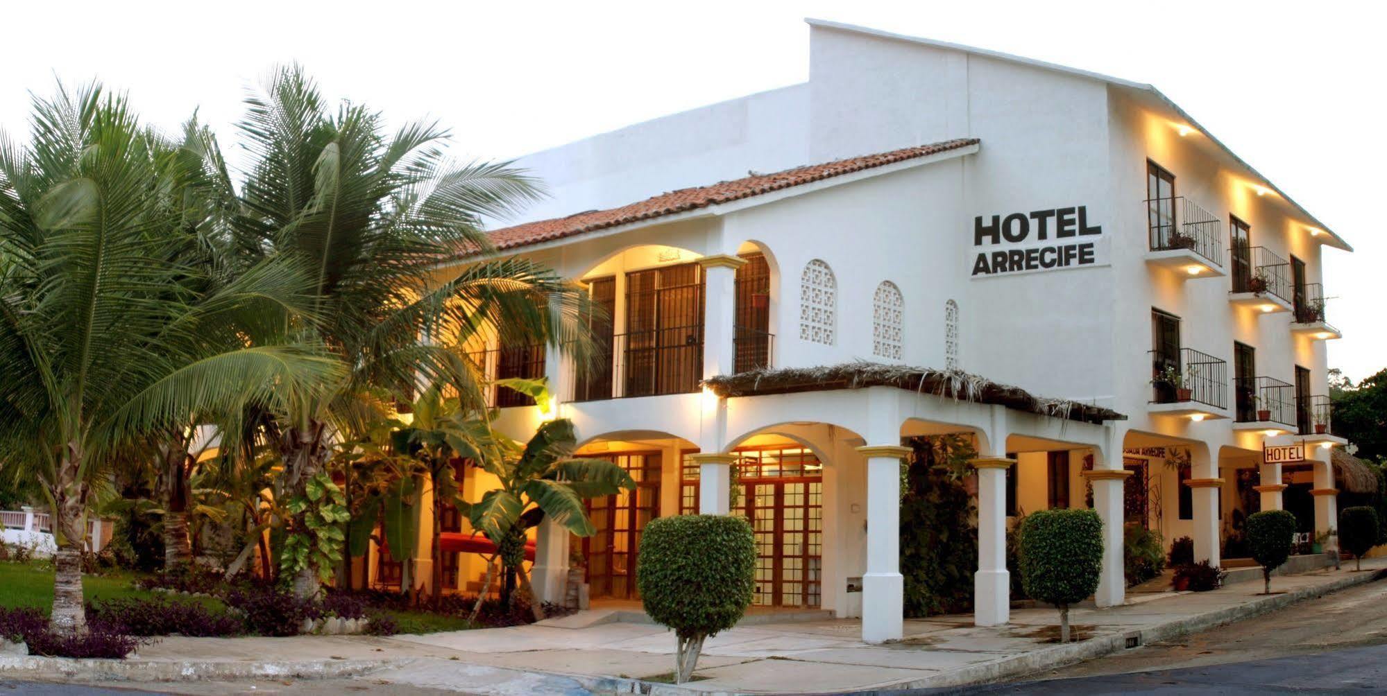 Hotel Arrecife Huatulco Plus Santa Cruz Huatulco Exterior foto